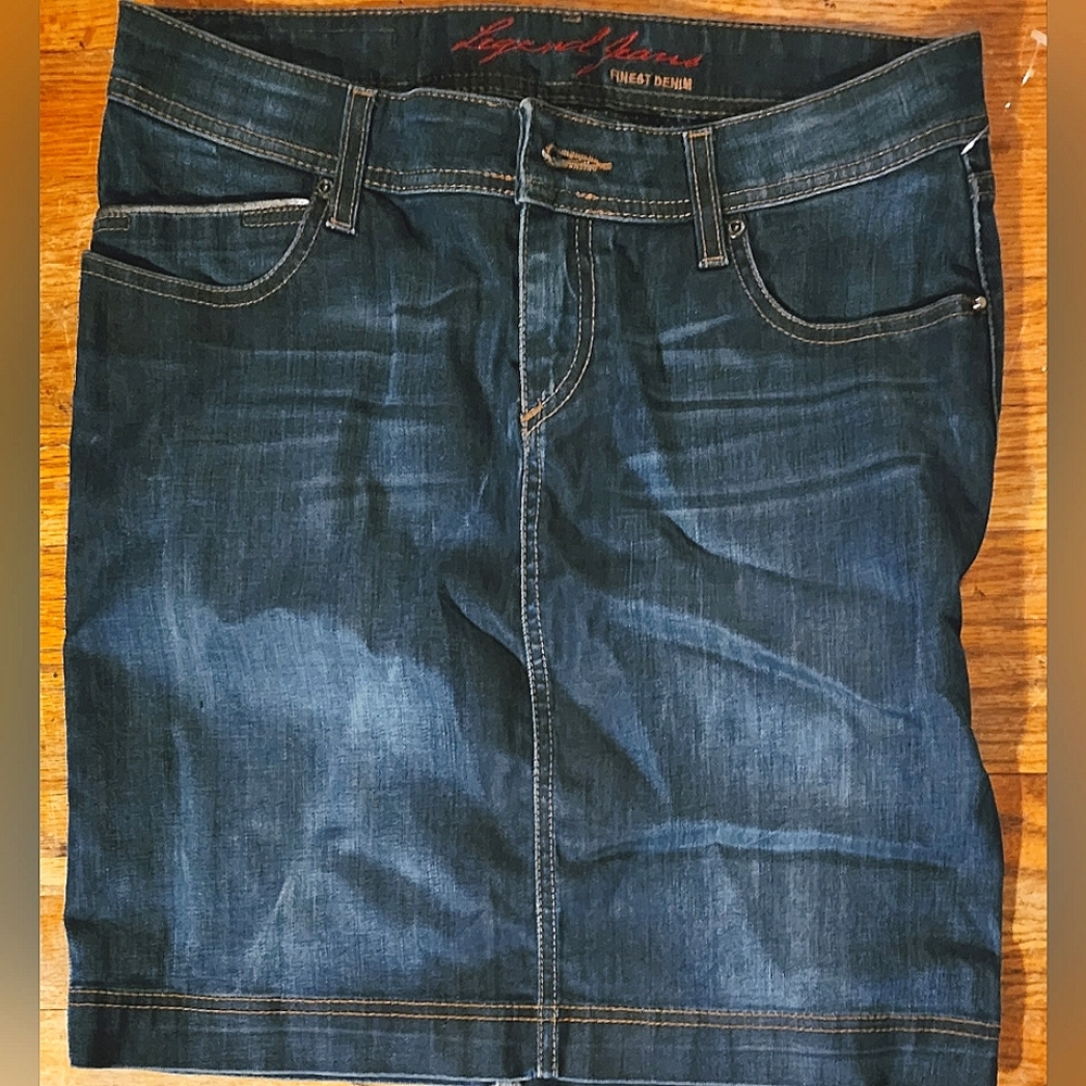 Legend Jeans denim skirt. Sz 28. New. Deal!!
